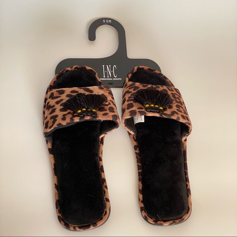 INC International Concepts Women’s Leopard Open Toe Slippers
